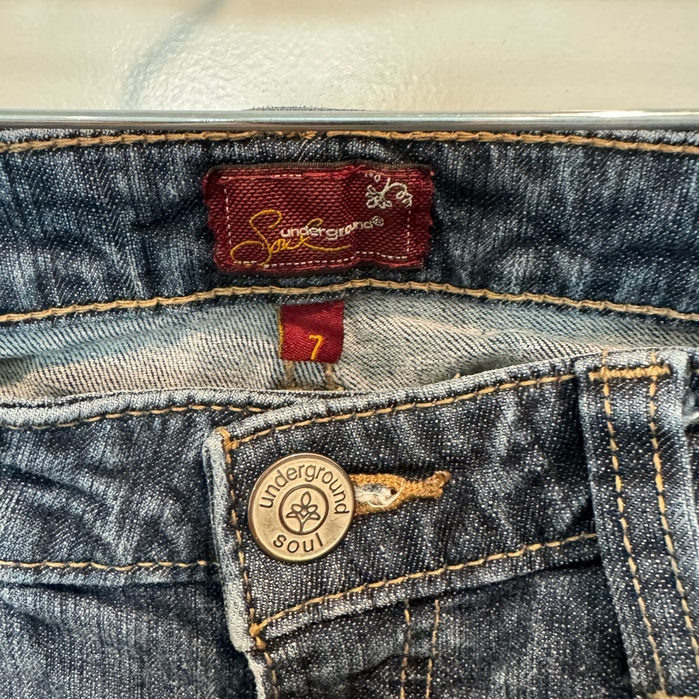 Junior’s 's Bootcut Jeans in Dark Indigo - Picture 2 of 6